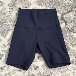 Lululemon Wunder Train High-Rise Short 6"